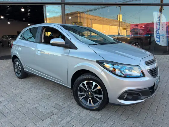 CHEVROLET ONIX 1.4 MPFI LTZ 8V FLEX 4P AUTOMÁTICO