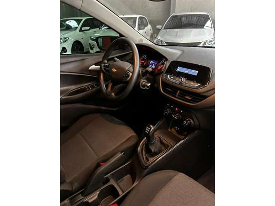 CHEVROLET-ONIX-2024