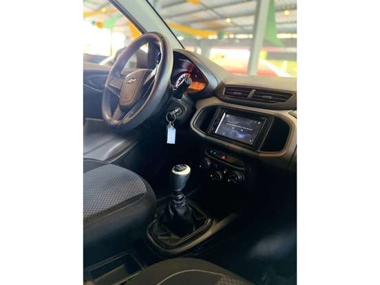 CHEVROLET-ONIX-2018