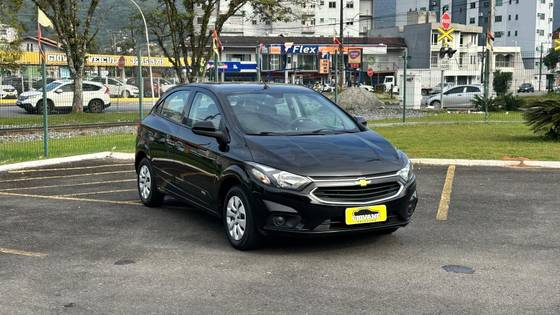 CHEVROLET ONIX 1.0 MPFI LT 8V FLEX 4P MANUAL