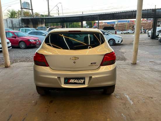 CHEVROLET-ONIX-2014