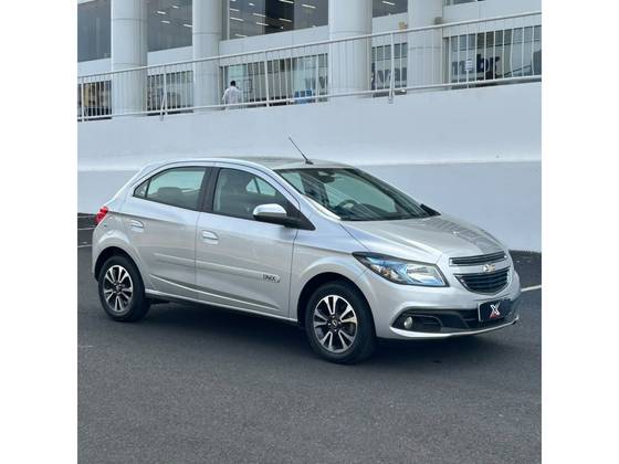 CHEVROLET ONIX 1.4 MPFI LTZ 8V FLEX 4P MANUAL