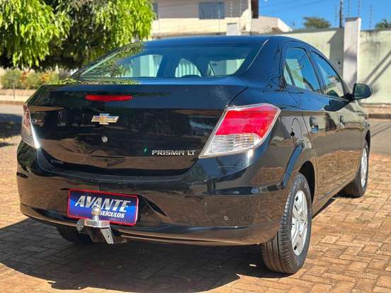 CHEVROLET-PRISMA-2016