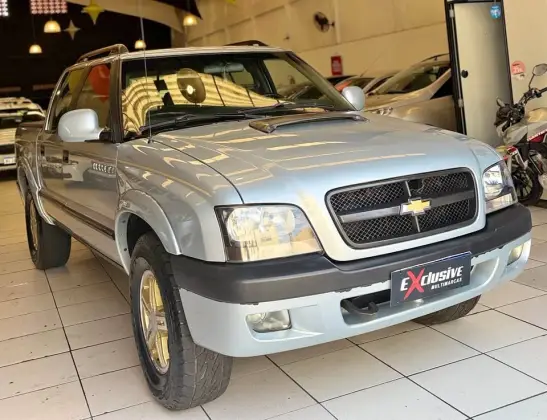 CHEVROLET S10 2.8 EXECUTIVE 4X4 CD 12V TURBO ELECTRONIC INTERCOOLER DIESEL 4P MANUAL CHEVROLET S10 2.8 EXECUTIVE 4X4 CD 12V TURBO ELECTRONIC INTERCOOLER DIESEL 4P MANUAL