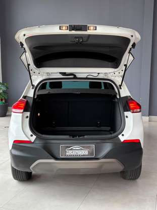CHEVROLET-TRACKER-2022