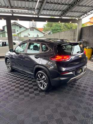 CHEVROLET-TRACKER-2025