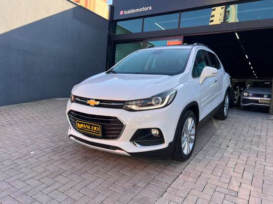 CHEVROLET-TRACKER-2017