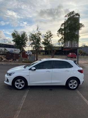 CHEVROLET-ONIX-2019