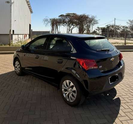 CHEVROLET-ONIX-2016