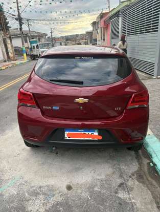 CHEVROLET-ONIX-2017