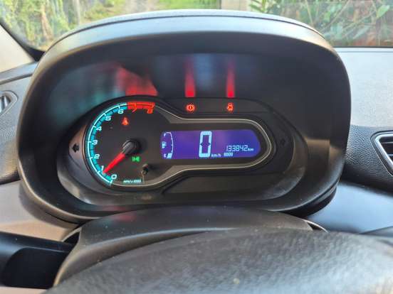CHEVROLET-PRISMA-2015