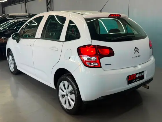 CITROËN C3 1.2 PURE TECH FLEX ATTRACTION MANUAL