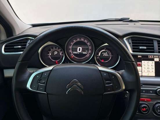 CITROËN-C4 LOUNGE-1.6 THP FLEX ORIGINE BVA CITROËN-C4 LOUNGE-2017