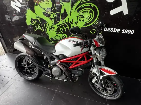 DUCATI-MONSTER 796-2013