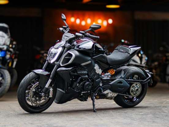 DUCATI-DIAVEL V4 DUCATI-DIAVEL V4-2025