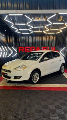 FIAT BRAVO 1.8 ESSENCE 16V FLEX 4P AUTOMATIZADO