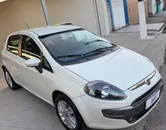 FIAT PUNTO 1.6 ESSENCE 16V FLEX 4P MANUAL FIAT PUNTO 1.6 ESSENCE 16V FLEX 4P MANUAL