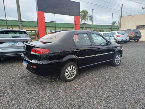 FIAT-SIENA-2010