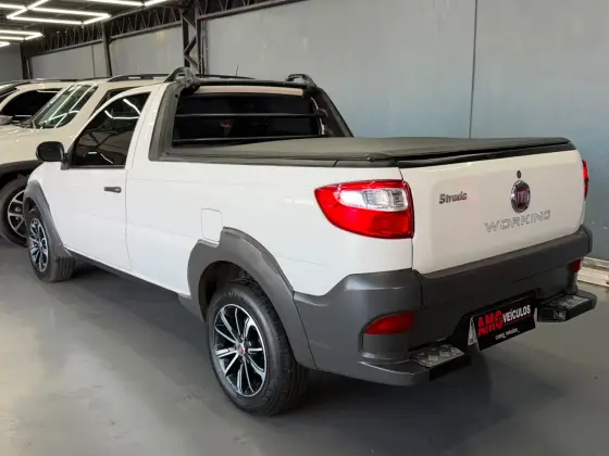 FIAT STRADA 1.4 MPI HARD WORKING CS 8V FLEX 2P MANUAL FIAT STRADA 1.4 MPI HARD WORKING CS 8V FLEX 2P MANUAL
