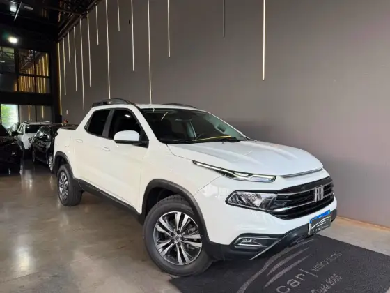 FIAT TORO 2.0 16V TURBO DIESEL FREEDOM 4WD AT9 FIAT TORO 2.0 16V TURBO DIESEL FREEDOM 4WD AT9
