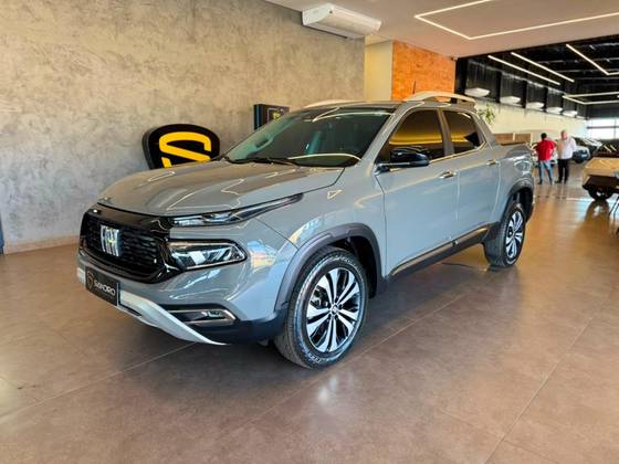 FIAT TORO 2.2 TURBO DIESEL VOLCANO 4WD AT9