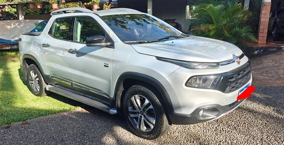 FIAT TORO 2.0 16V TURBO DIESEL VOLCANO 4WD AT9