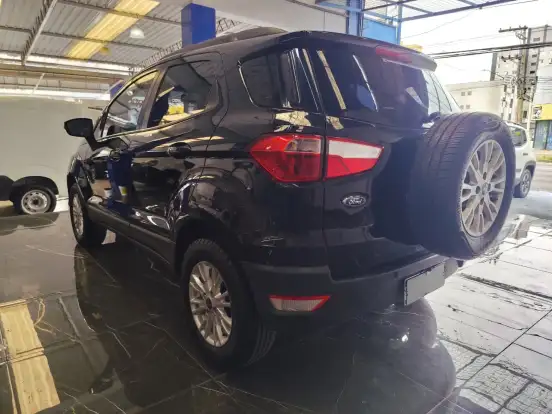 FORD-ECOSPORT-2016