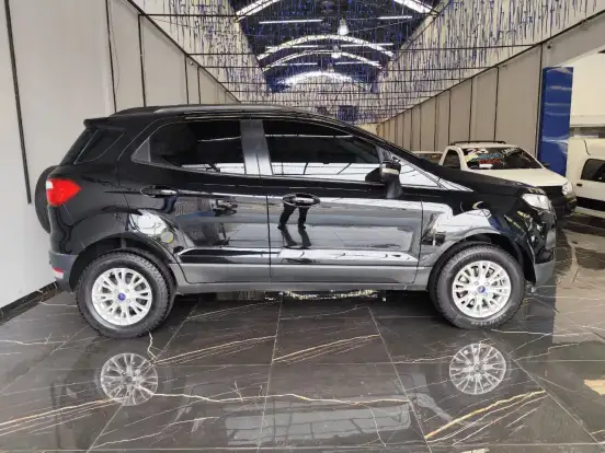 FORD-ECOSPORT-2016