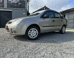 FORD FIESTA 1.0 MPI SEDAN 8V FLEX 4P MANUAL FORD FIESTA 1.0 MPI SEDAN 8V FLEX 4P MANUAL