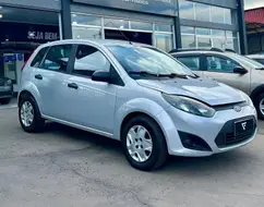 FORD FIESTA 1.0 ROCAM HATCH 8V FLEX 4P MANUAL FORD FIESTA 1.0 ROCAM HATCH 8V FLEX 4P MANUAL