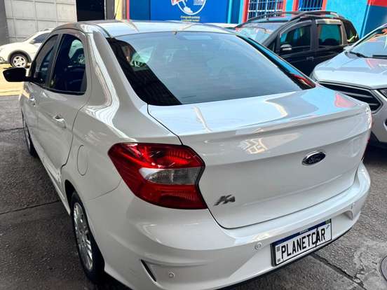 FORD-KA-1.5 TI-VCT FLEX SE PLUS SEDAN AUTOMÁTICO FORD-KA-2018