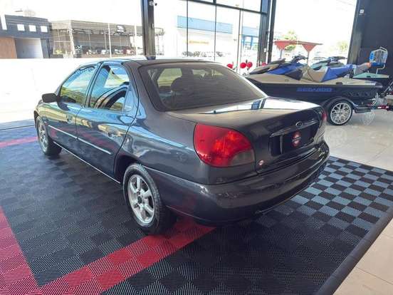 FORD-MONDEO-1996