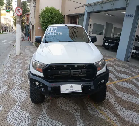 FORD RANGER 2.2 XLS 4X4 CD 16V DIESEL 4P MANUAL FORD RANGER 2.2 XLS 4X4 CD 16V DIESEL 4P MANUAL