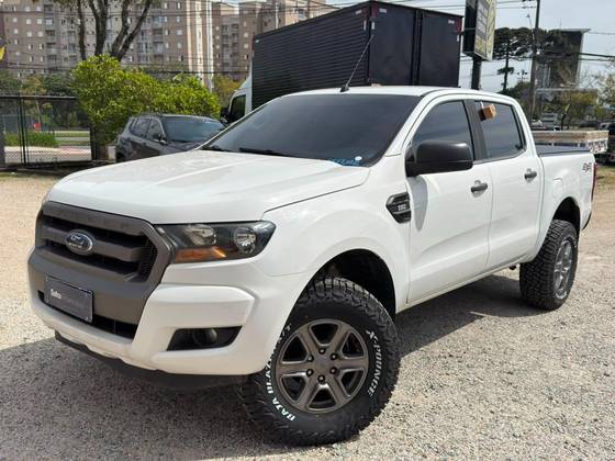 FORD RANGER 2.2 XLS 4X4 CD 16V DIESEL 4P MANUAL