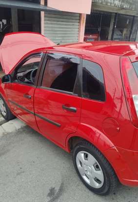 FORD-FIESTA-2008