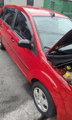 FORD-FIESTA-2008