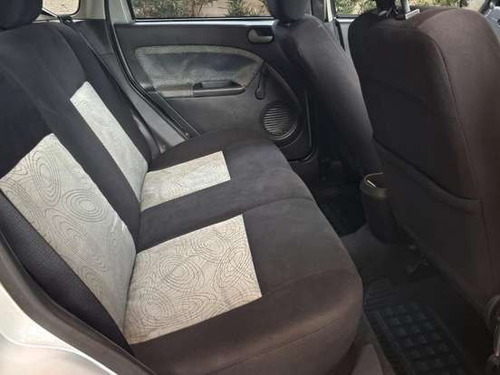 FORD-FIESTA-1.6 MPI CLASS SEDAN 8V FLEX 4P MANUAL FORD-FIESTA-2009