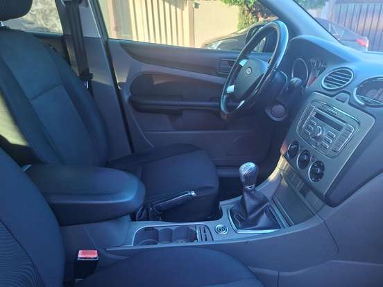 FORD-FOCUS-2.0 GLX 16V FLEX 4P MANUAL FORD-FOCUS-2012