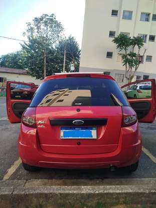 FORD-KA-2010