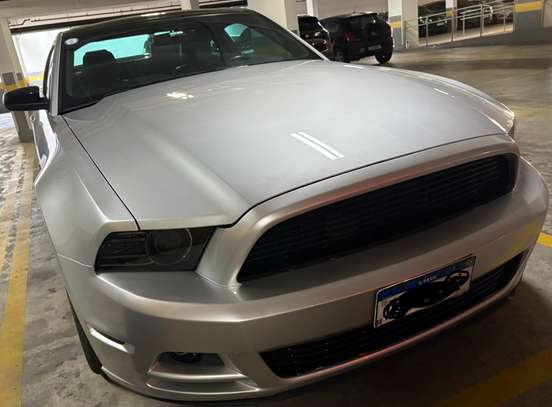 FORD-MUSTANG-2012