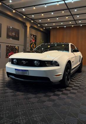 FORD MUSTANG 5.0 COUPE V8 4V TI-VCT GASOLINA 2P MANUAL