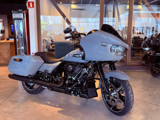 HARLEY-DAVIDSON ROAD GLIDE 