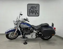 HARLEY-DAVIDSON SOFTAIL HERITAGE CLASSIC 114 HARLEY-DAVIDSON SOFTAIL HERITAGE CLASSIC 114