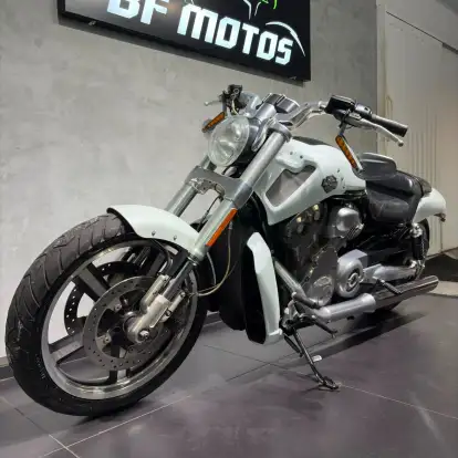 HARLEY-DAVIDSON-V-ROD MUSCLE HARLEY-DAVIDSON-V-ROD MUSCLE-2013