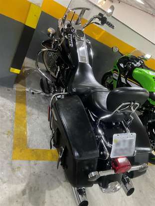 HARLEY-DAVIDSON-ROAD KING CLASSIC-2005
