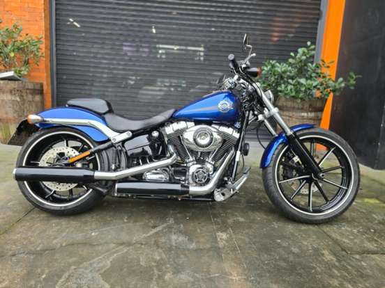 HARLEY-DAVIDSON-SOFTAIL BREAKOUT-2014