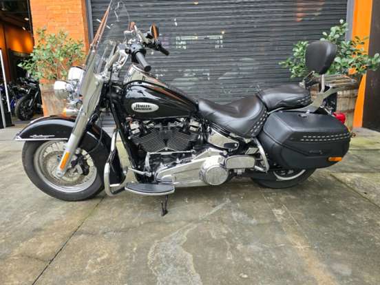 HARLEY-DAVIDSON-SOFTAIL HERITAGE CLASSIC 114-2022