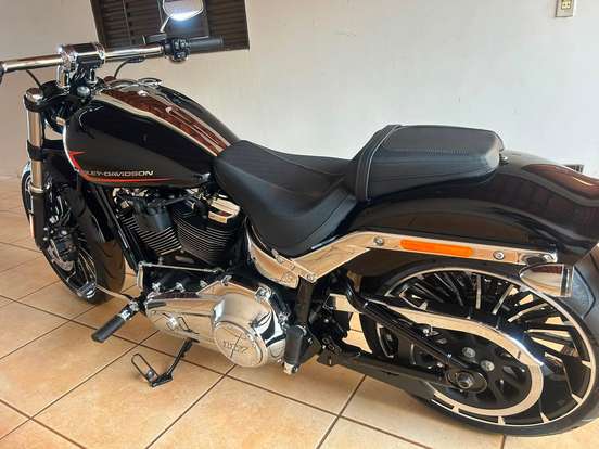 HARLEY-DAVIDSON-SOFTAIL BREAKOUT-2023