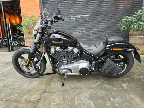 HARLEY-DAVIDSON-STREET BOB-2025