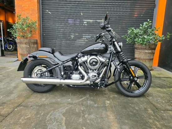 HARLEY-DAVIDSON-STREET BOB-2025